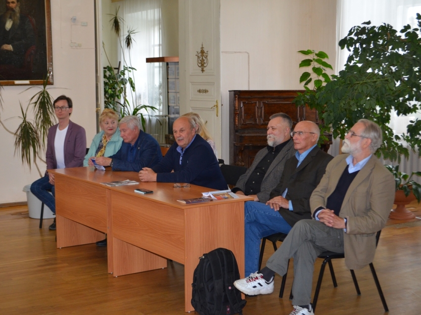 Литераторы России провели творческую встречу в Бутинском дворце города Нерчинска    